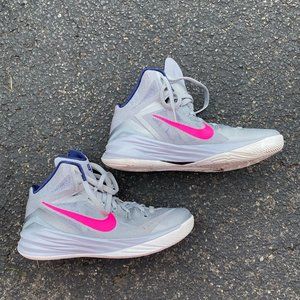 Nike Womens Basketball Sneakers